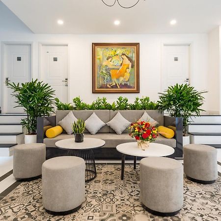 Cozrum Homes The Gallery Residence Ho Chi Minh-staden Exteriör bild