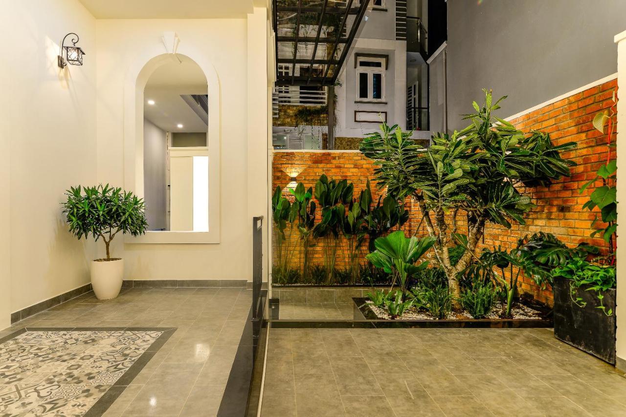 Cozrum Homes The Gallery Residence Ho Chi Minh-staden Exteriör bild