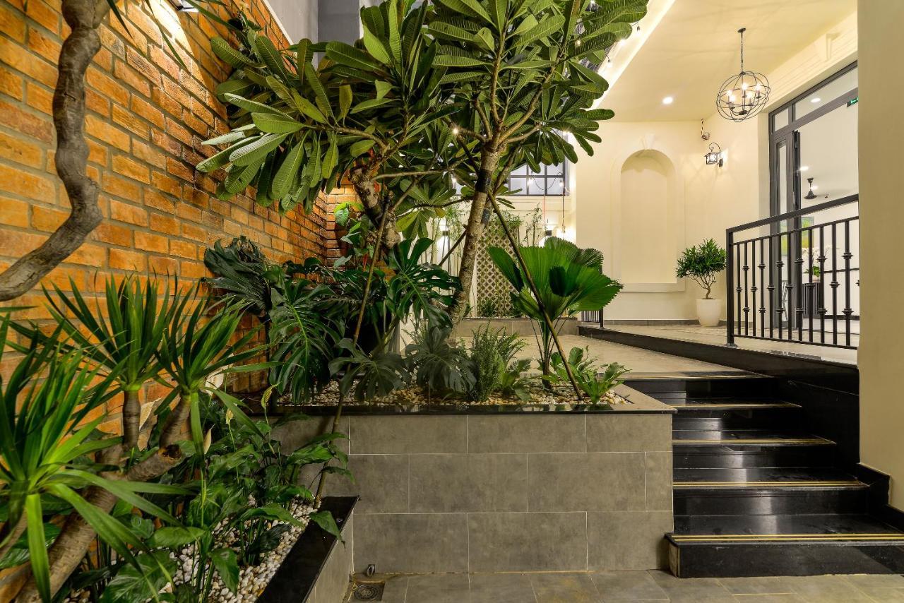 Cozrum Homes The Gallery Residence Ho Chi Minh-staden Exteriör bild