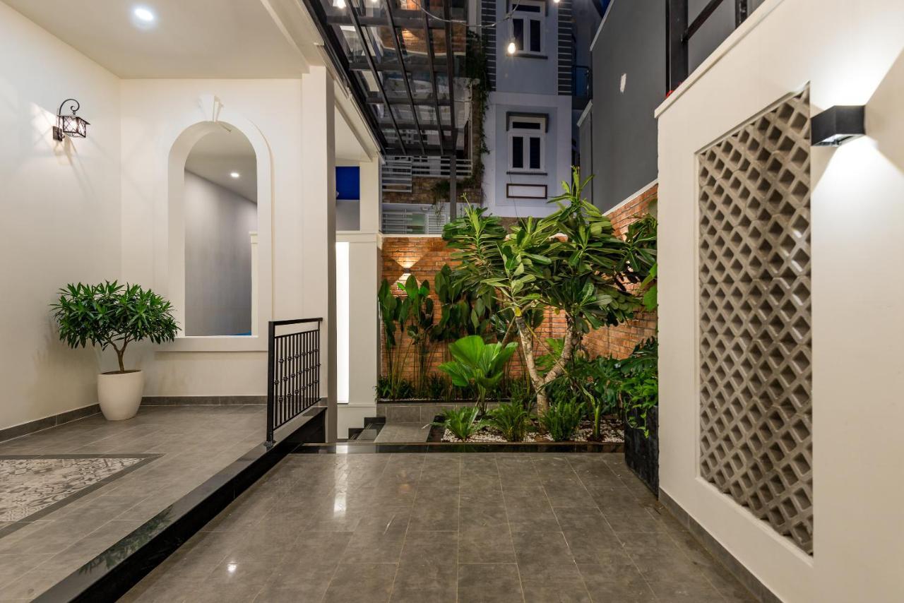 Cozrum Homes The Gallery Residence Ho Chi Minh-staden Exteriör bild